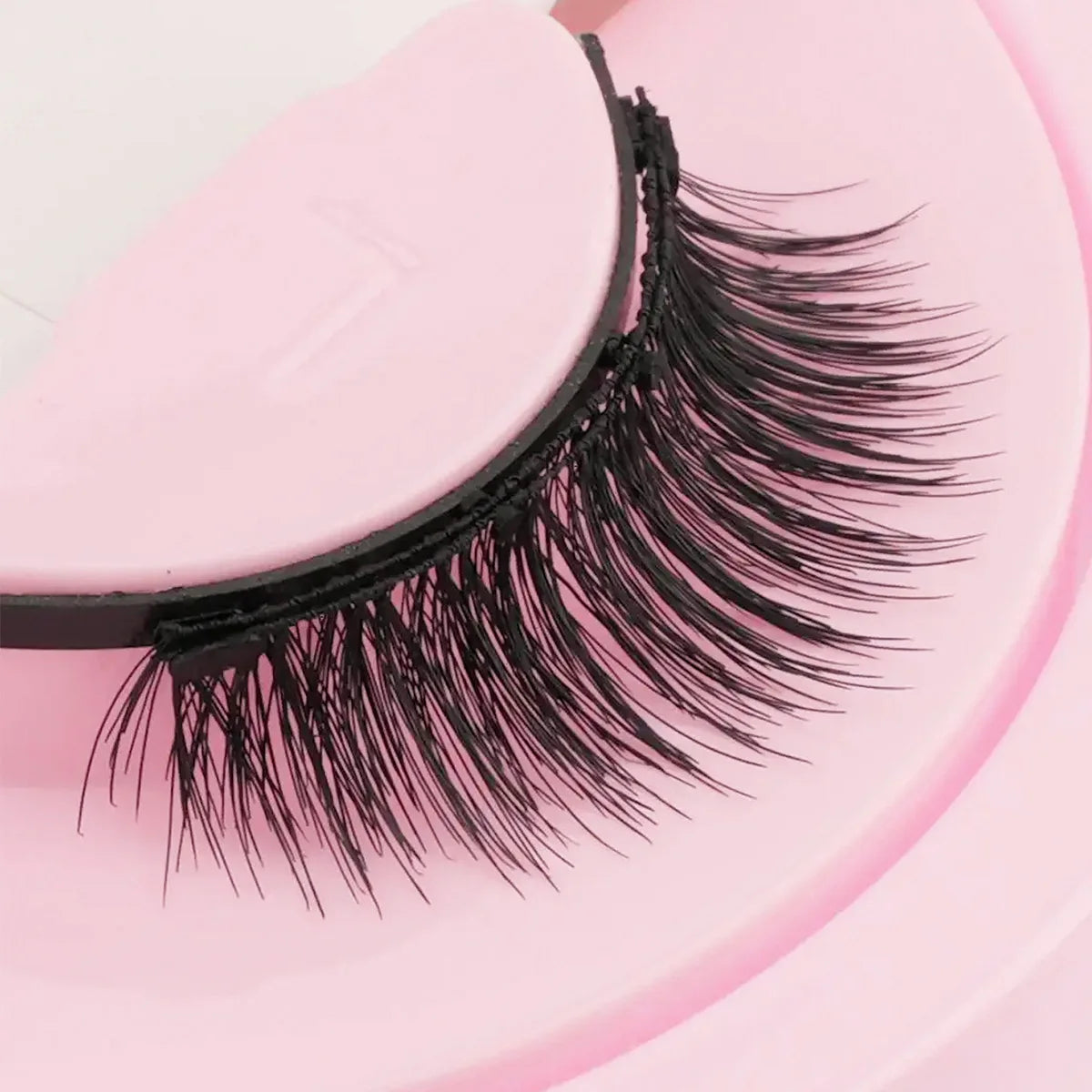 HERnniez Magnetic Eyelashes Reusable Faux Mink Lashes